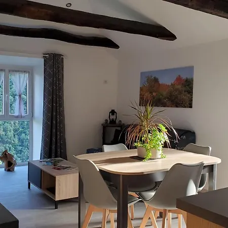 Tatil Evi De Combelebouze En Cevennes - Cosy, Confort Et Climatise - 3 Etoiles Saint-Privat-de-Vallongue